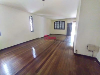 Casa, 4 quartos, 768 m² - Foto 1