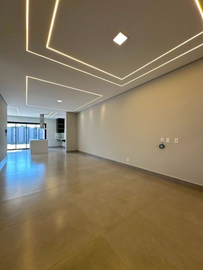 Casa, 3 quartos, 211 m² - Foto 1