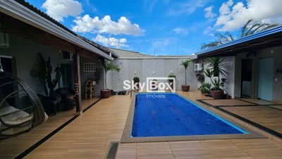 Casa, 3 quartos, 241 m² - Foto 3