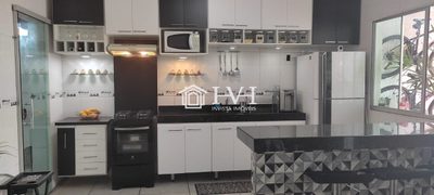 Casa, 3 quartos, 240 m² - Foto 4