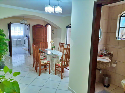 Casa, 3 quartos, 208 m² - Foto 4