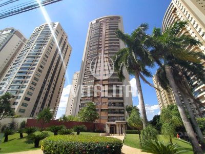 Apartamento, 3 quartos, 228 m² - Foto 1