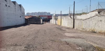 Loja-Salão, 1600 m² - Foto 1