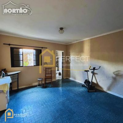 Casa, 5 quartos, 130 m² - Foto 3