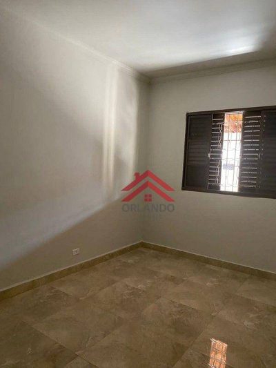 Casa, 3 quartos, 236 m² - Foto 2