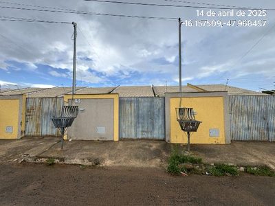 Casa, 2 quartos, 150 m² - Foto 1