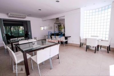 Apartamento, 3 quartos, 250 m² - Foto 2