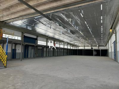 Depósito-Galpão, 2150 m² - Foto 1