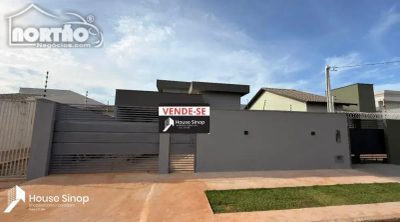 Casa, 3 quartos, 130 m² - Foto 1