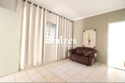 Casa, 4 quartos, 197 m² - Foto 4