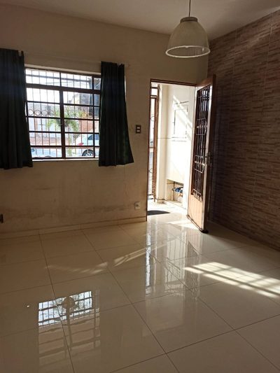 Casa, 4 quartos, 168 m² - Foto 1