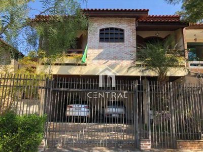 Sobrado, 3 quartos, 220 m² - Foto 1