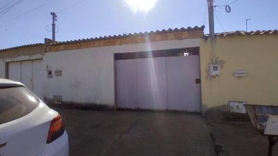 Casa, 2 quartos, 180 m² - Foto 1