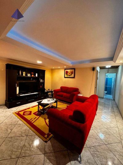 Casa, 4 quartos, 144 m² - Foto 1