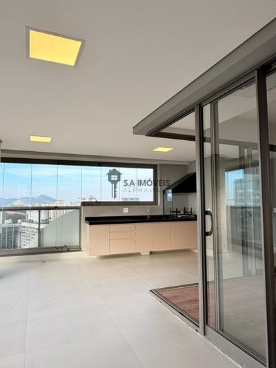 Apartamento, 3 quartos, 244 m² - Foto 2