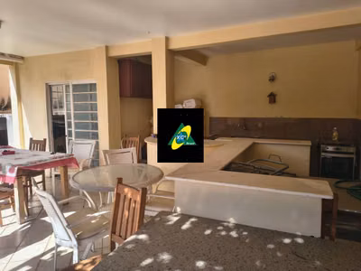 Casa, 5 quartos, 285 m² - Foto 1