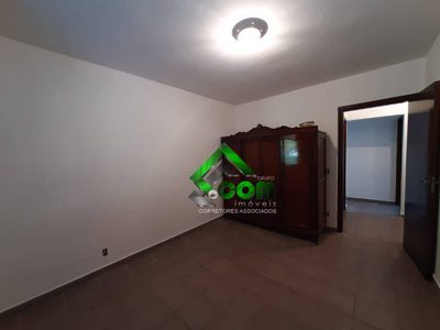 Casa, 3 quartos, 232 m² - Foto 3