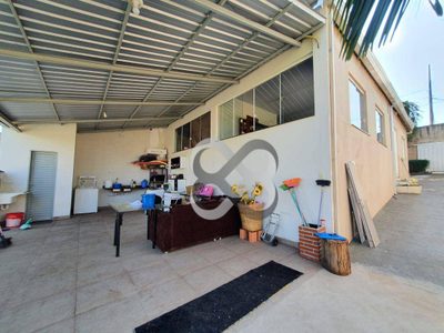 Chácara, 3 quartos, 621 m² - Foto 5