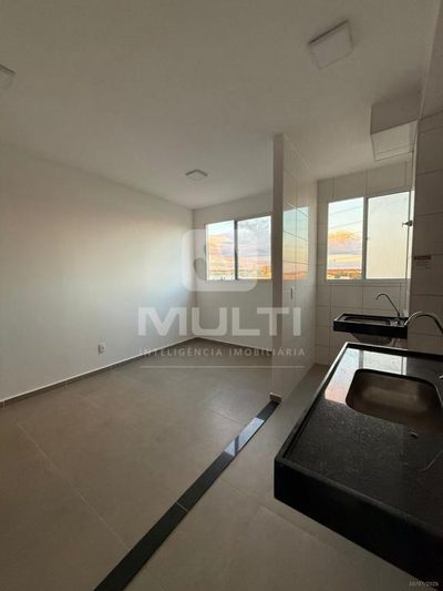 Apartamento, 2 quartos, 42 m² - Foto 1