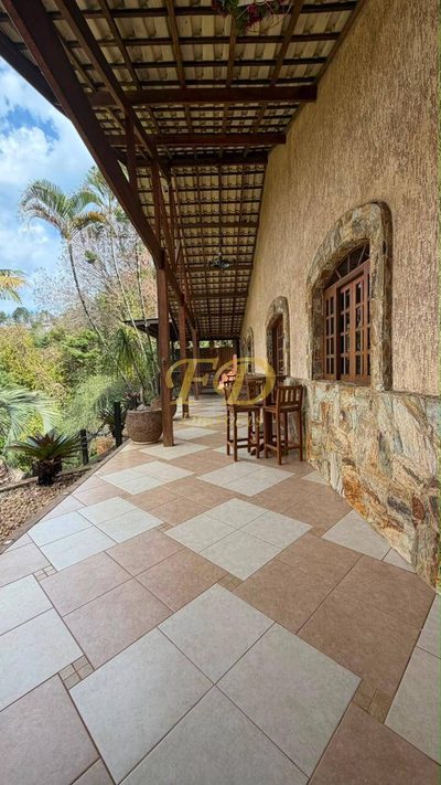 Sítio, 4 quartos, 2400 m² - Foto 3