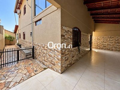 Casa, 4 quartos, 172 m² - Foto 2