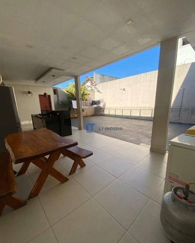 Sobrado, 3 quartos, 195 m² - Foto 2