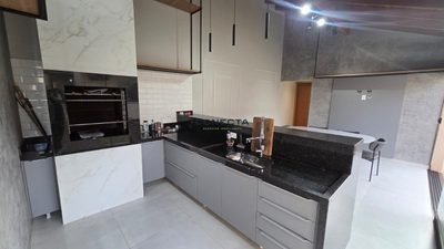 Casa, 4 quartos, 190 m² - Foto 2