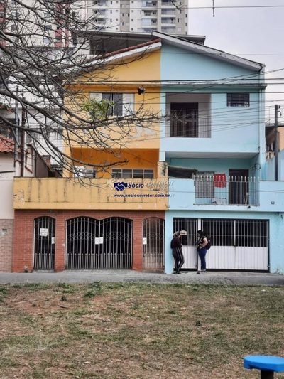 Sobrado, 2 quartos, 369 m² - Foto 1