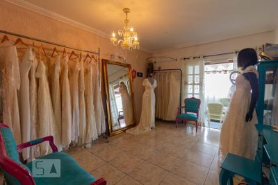Casa, 3 quartos, 230 m² - Foto 1