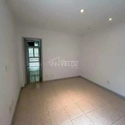 Apartamento, 1 quarto, 39 m² - Foto 2