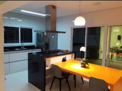 Casa, 3 quartos, 234 m² - Foto 4