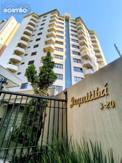 Casa, 5 quartos, 130 m² - Foto 1