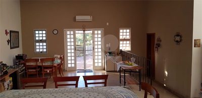 Casa, 4 quartos, 750 m² - Foto 1