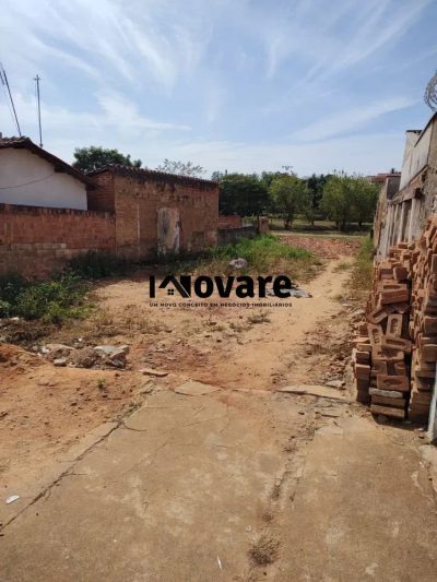 Terreno, 366 m² - Foto 1