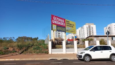 Loteamento e Condomínio - Foto 3