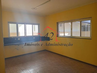 Sobrado, 3 quartos, 257 m² - Foto 4