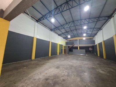 Depósito-Galpão, 550 m² - Foto 1