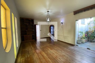 Casa, 6 quartos, 230 m² - Foto 4