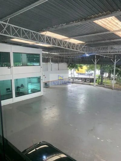 Loja-Salão, 1114 m² - Foto 1