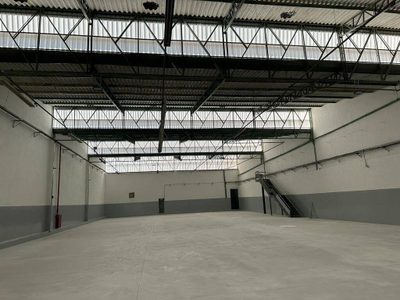 Sala-Conjunto, 1100 m² - Foto 1