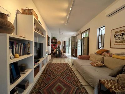 Casa, 5 quartos, 288 m² - Foto 1