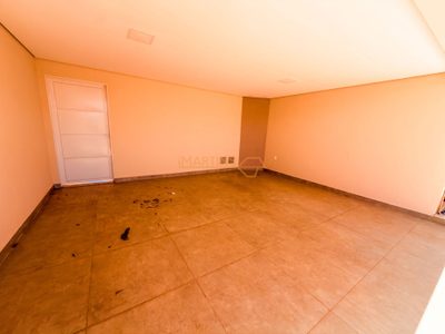 Casa, 3 quartos, 180 m² - Foto 3