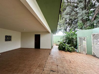 Casa, 6 quartos, 268 m² - Foto 2