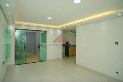 Casa, 3 quartos, 170 m² - Foto 2