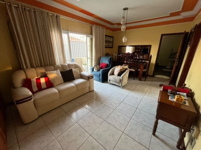 Apartamento, 3 quartos, 162 m² - Foto 1