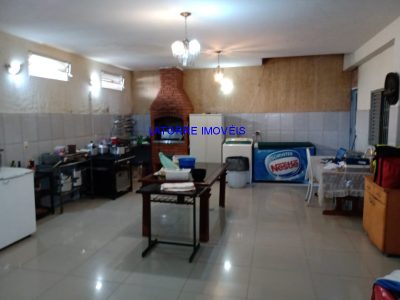 Casa, 2 quartos, 300 m² - Foto 1