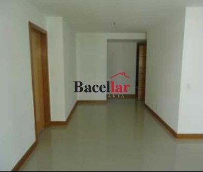 Apartamento, 3 quartos, 107 m² - Foto 2