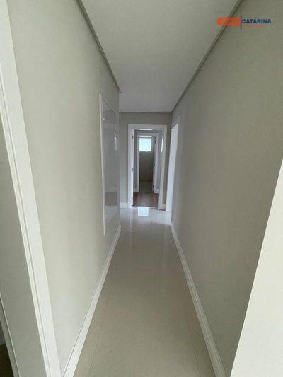 Apartamento, 2 quartos, 132 m² - Foto 4