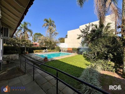Casa, 3 quartos, 240 m² - Foto 1