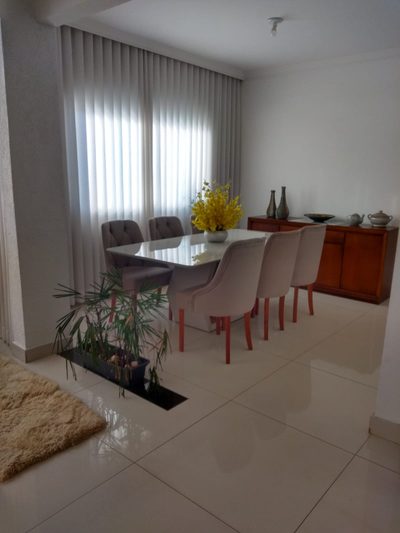 Casa, 4 quartos, 260 m² - Foto 2